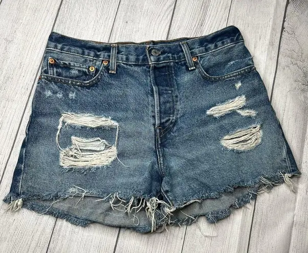 Levi's  Wedgie Short High Rise Medium Wash Distressed Cut Off Denim Shorts Sz 30