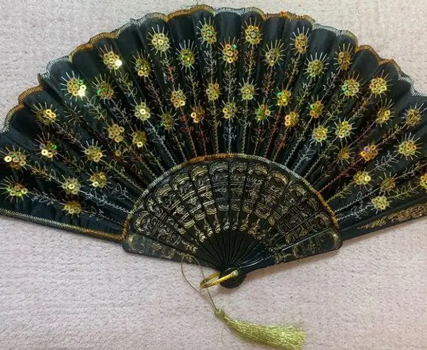 Boutique Very Nice Black Hand Fan