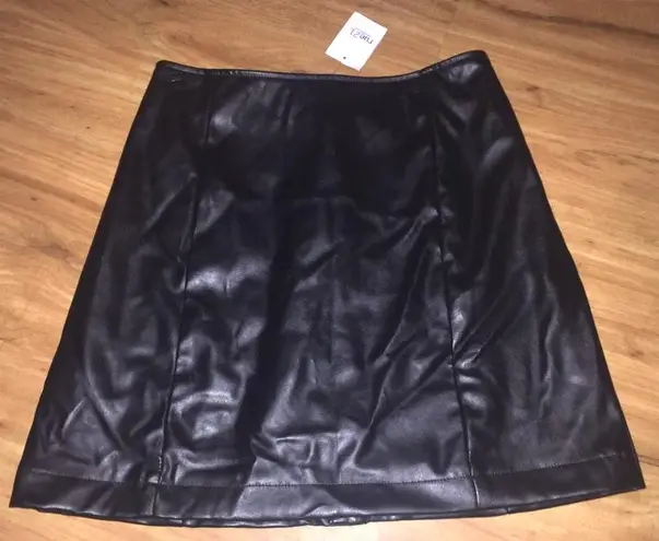 Rue 21 New Sadie robertson Faux Leather Skirt Black 10 71 Off Retail New With Tags From Brooke