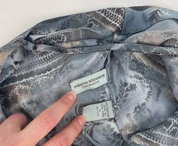 vtg silky paisley button down spaghetti strap cami top in stormy blue size m Size M