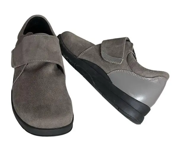 Drew Grey Stretch Leather Shoes Moonwalk Slip On Suede Adjustable Strap Size 6