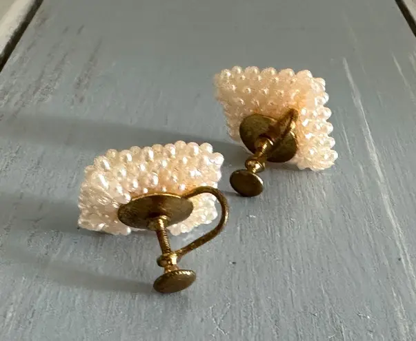 Vintage Screw Back / On Earrings Square Bundle Of Faux Baby Pearls Lovely