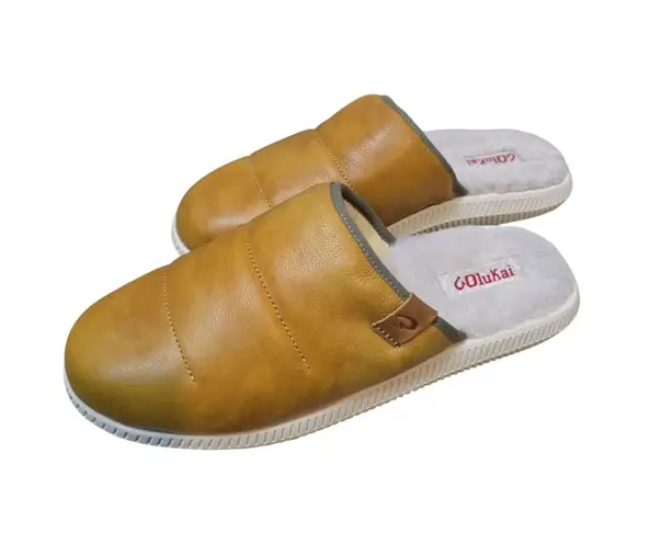 OluKai Moloa Pae Leather Slippers Mules Tan Shearling Lined Mens Sz 10