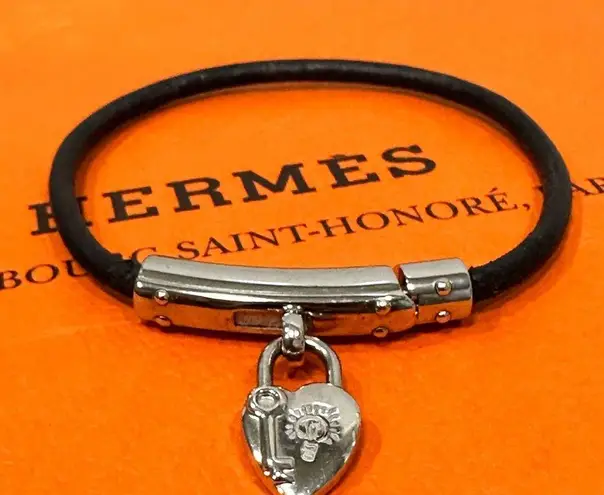 Hermès Black Viviride Fantasy Leather Bangle Heart Cadena Silver Hardware Bracelet