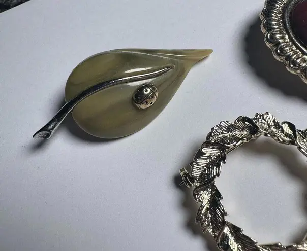 Gold Tone Brooch Pin Lot Of 3