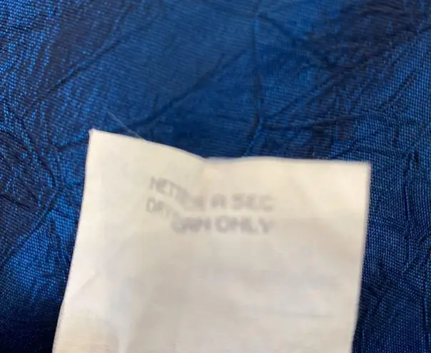 Le chateau Blue Crinkle Maxi Velcro Wrap Skirt EUC OS Acrylic Vintage Y2K Women