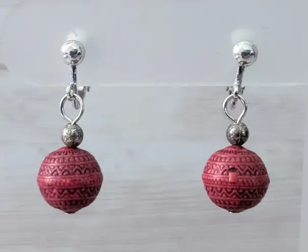 Vintage Clip On Earrings Dark Red Patterned Ball Dangle