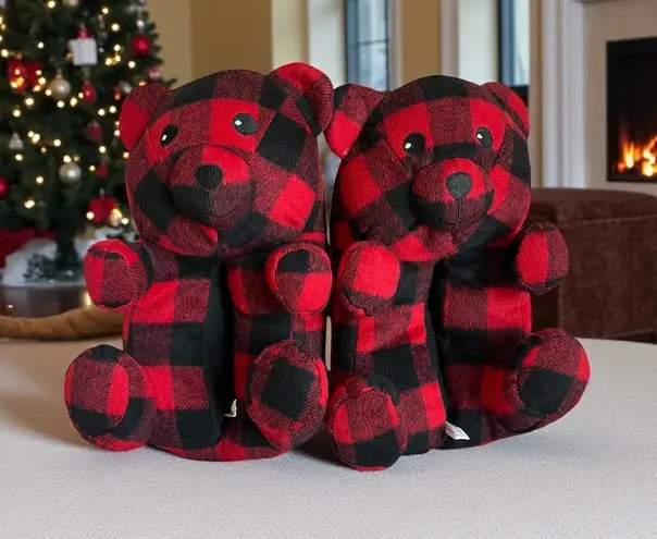 Snugimals Ladies Slippers Buffalo Plaid Red Black Bear M 7/8 Cozy Comfort