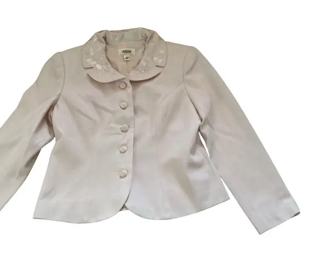 Talbots  petite women’s classic light pink embroidered button front jacket sz 8