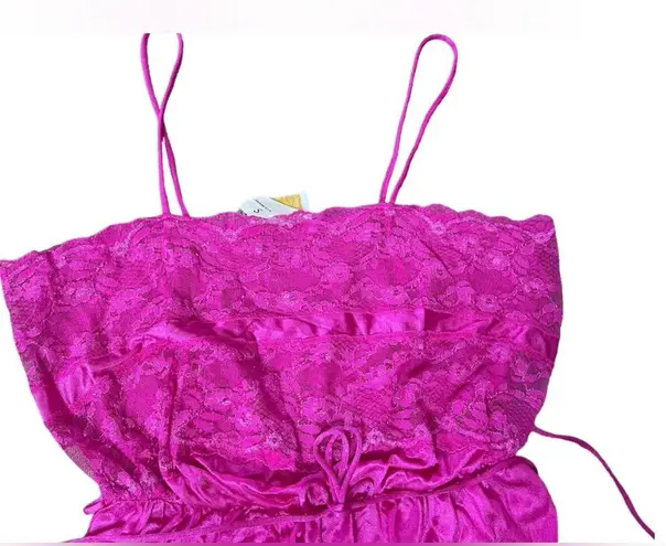 Tessies Vintage 80s Magenta Sheer Floral Lace Lingerie Intimates Romper Teddie