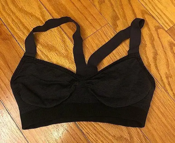 Lululemon  grey and black sports bra