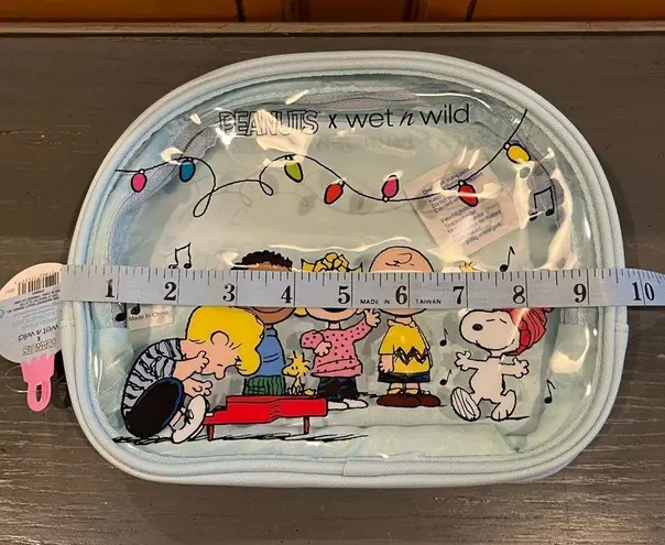 NWT Peanuts X Wet N Wild Makeup Cosmetic Bag