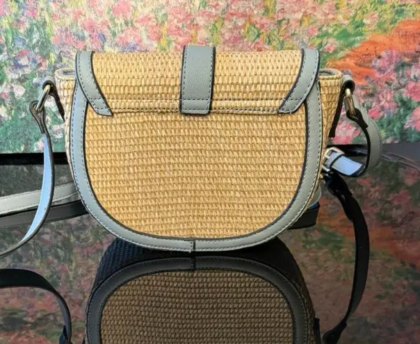 EUC Izzy & Ali Straw/Vegan Leather Crossbody or Shoulder Bag Tan