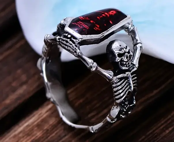 Head Men’s Stainless Steel Retro Bat Skull  Design Ring Size 9 - Image 5