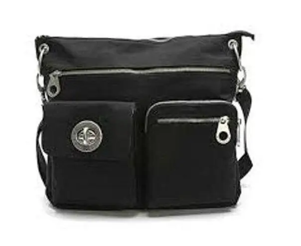 Baggallini  Sydney Crossbody Bag Nylon Water Resistant Adjustable Strap Black