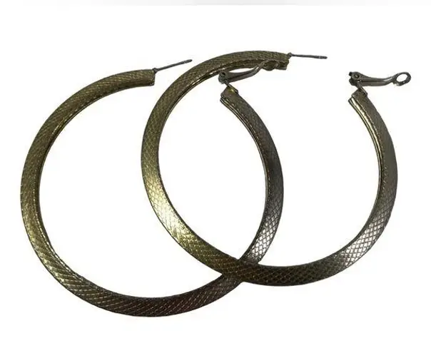 4” Textured Gold Latina Hoop Earrings