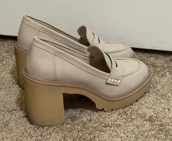 Beige block heel loafers Tan Size 6.5