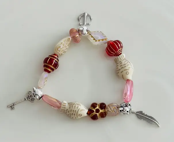 Elegant Pink and Red Beaded Bracelet