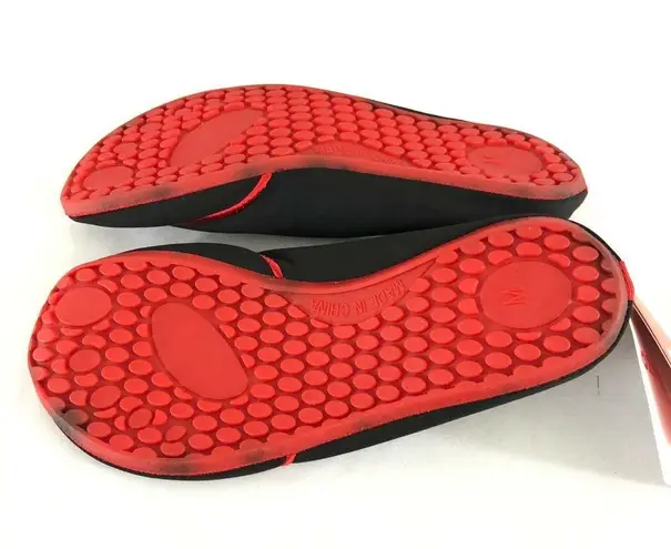 OZ Womens Water Shoes Fabric Slip On Black Red Size M US 6