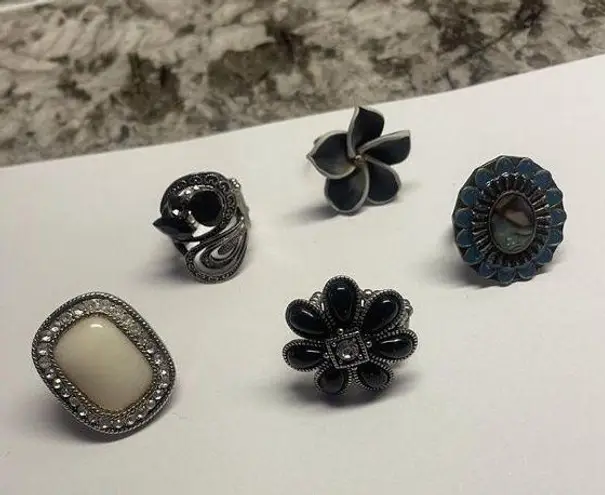 Adjustable Or Stretchy Statement Rings Lot Of 5 Some Have Rhinestone A Flower