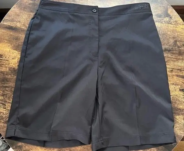 Coral Bay Golf | ladies flat front golf shorts. Size: 12