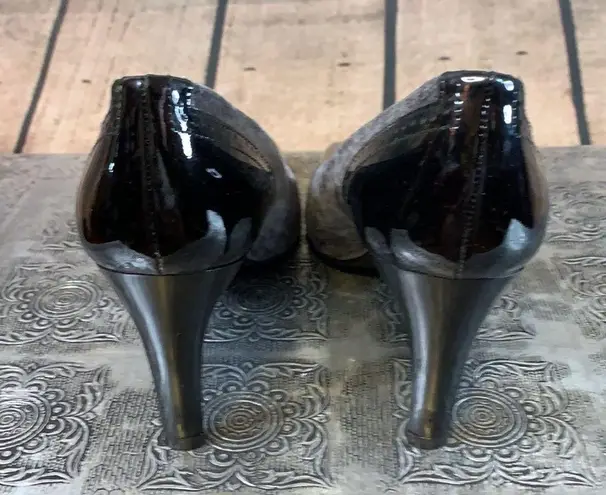 Sesto Meucci  Gray & Black Patent Leather & Shiny Fabric Heels Size 7.5