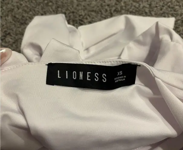 LIONESS  Tie Tank Top