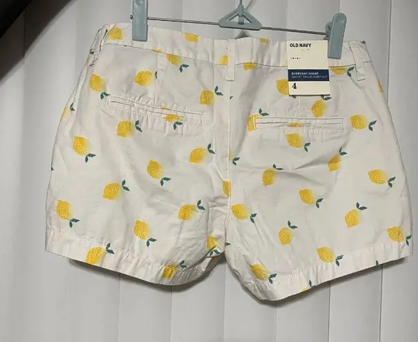 old navy white shorts w/ lemon designs all over Pink Size 4