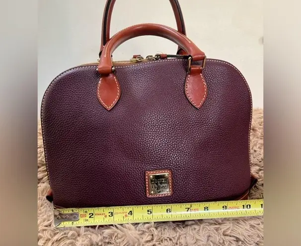 Dooney & Bourke  DB Bordeaux Wine Leather Dome Zip Zip Bag burgandy