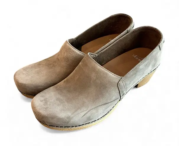 Dansko Mavis Nubuck Leather Slip On Clogs Size EU 41 Comfort Shoes Taupe Tan