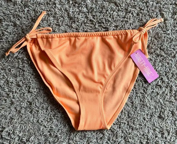 NWT! Juniors' Ninety