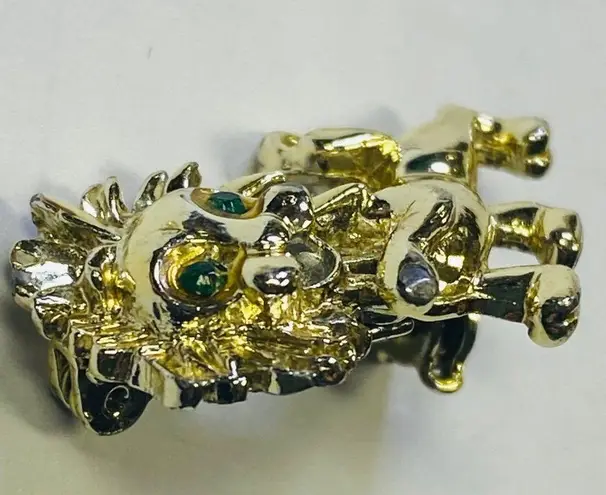 Gold Tone Lion Pin Brooch Green Rhinestone Eyes VERY SMALL Zoo Animal Vintage