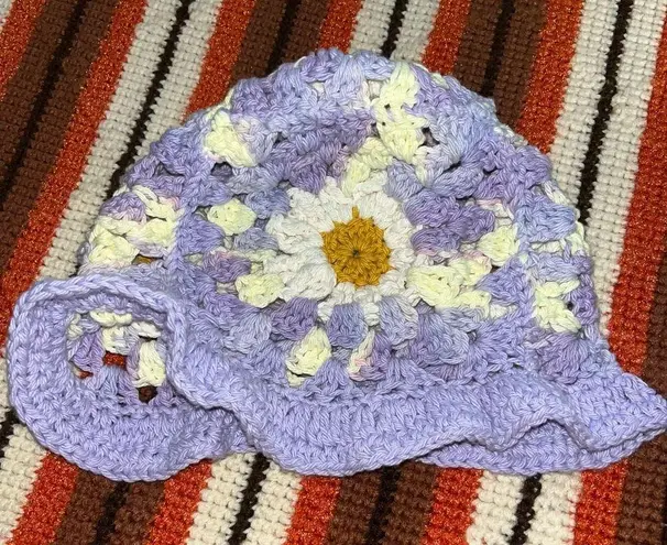 Daisy Hand Crochet  Puff Flower Bucket Hat