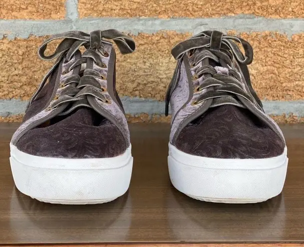 Alma en pena sneakers size 9 Gray