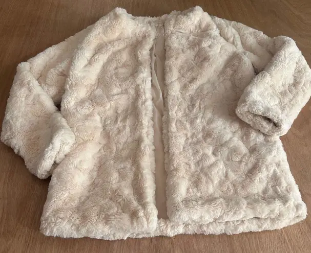 Sadie & Sage Faux Fur Open Front Jacket Cream Beige M/L Plush Lined Coat Size M