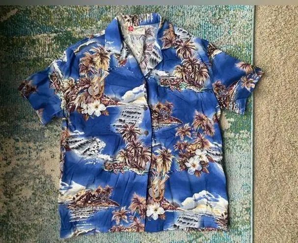 Vintage Hilo Hattie blue pal trees Hawaiian print button down blouse, size XS