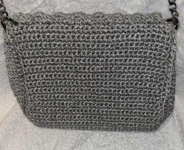 GRAY (SILVER) CROCHETED FABRIC CROSSBODY BUBBLE LIKE DESIGN
