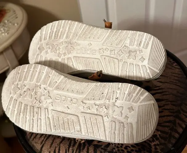 Hey Dude ’s Wendy Washed Canvas Slip-On Casual Shoes Worn Only One Time Size 6