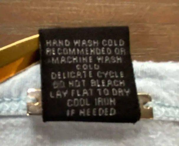 Magaschoni T-Shirt Women's Medium Light Blue Stretch Knit Top Deep V Neck