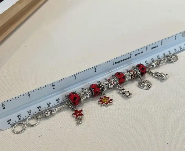 Ellen Tracy | Charm Bracelet