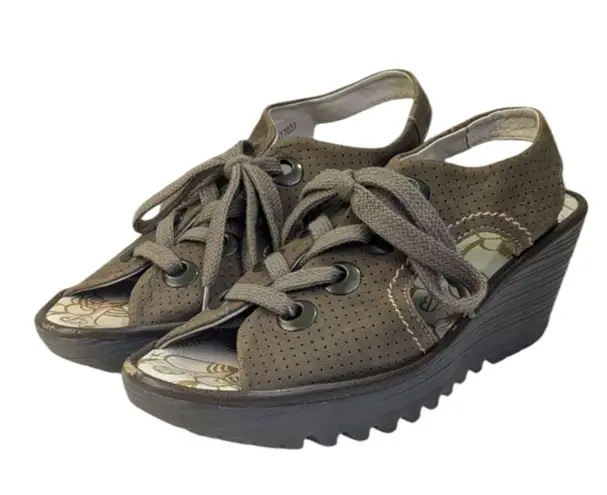 Fly London Ylva Platform Sandals GUC $189 Size 39 US 8/8.5 S3533