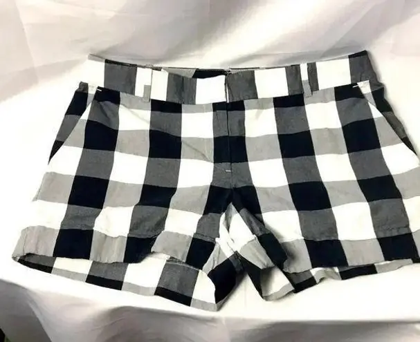 ANN TAYLOR LOFT WO SZ 2. BLACK WHITE PLAID SHORTS