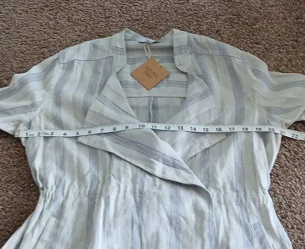 FATE. NWOT light blue striped open front drape cardigan size small