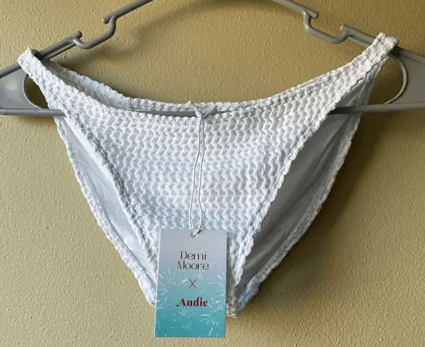 ANDIE the Tropez Bottom in White Size Medium
