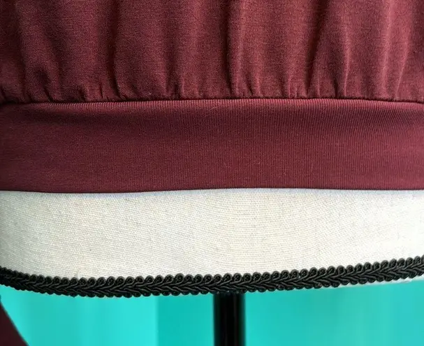 DO+BE  Long Sleeve Plum Crop style Top