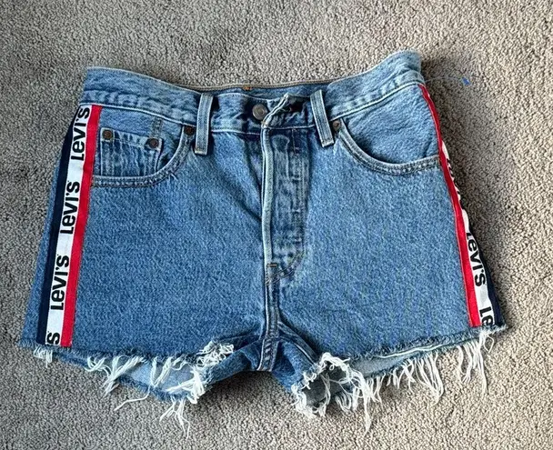 Levi's  501 Light Blue Denim Shorts SIZE 25