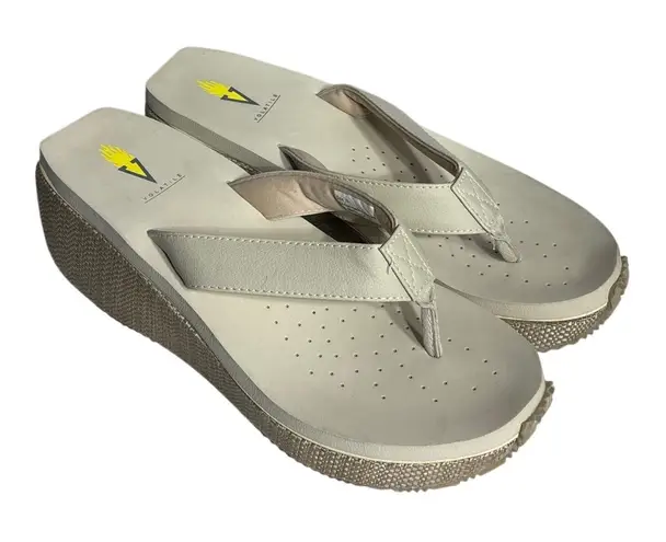 Volatile Womens 10 Wedge Bahama Flip Flop Sandals Tan Beige Comfort New