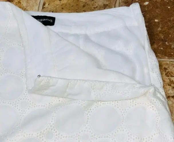 Sharagano White Cotton Summer Casual Dress Creamy Eyelet Lined Mini Skirt Size 4