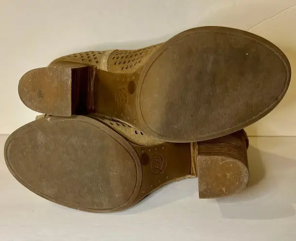 Lucky Brand  Women's Leather Booties Size 9