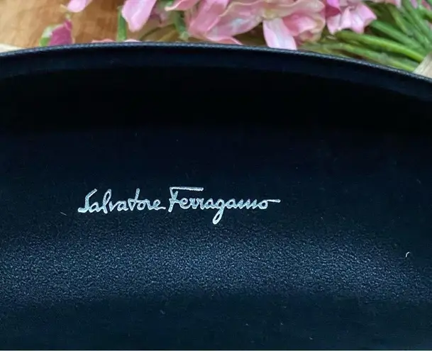 Salvatore Ferragamo Black Textured Oversized Sunglass Hard Case with Wipe Cloth